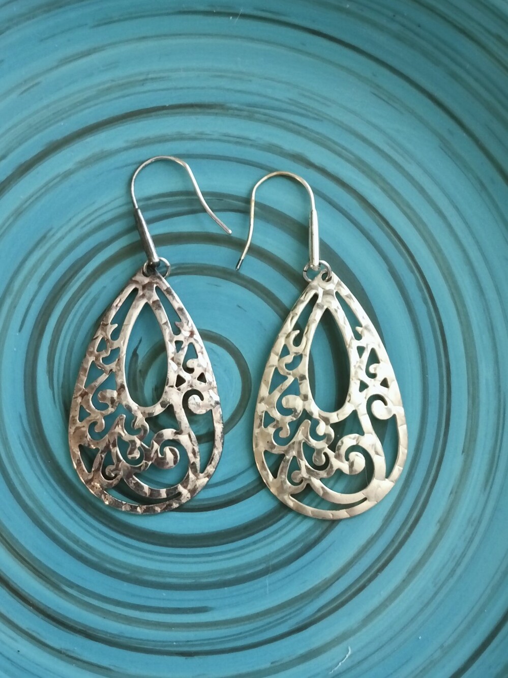 🪻Sterling Silver Scroll Teardrop Earrings (2.5"L x 1"W)🪻
